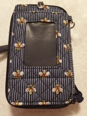 Vera Bradley RFID Smartphone Wristlet Quilted Bees Navy Wallet Retired Pattern